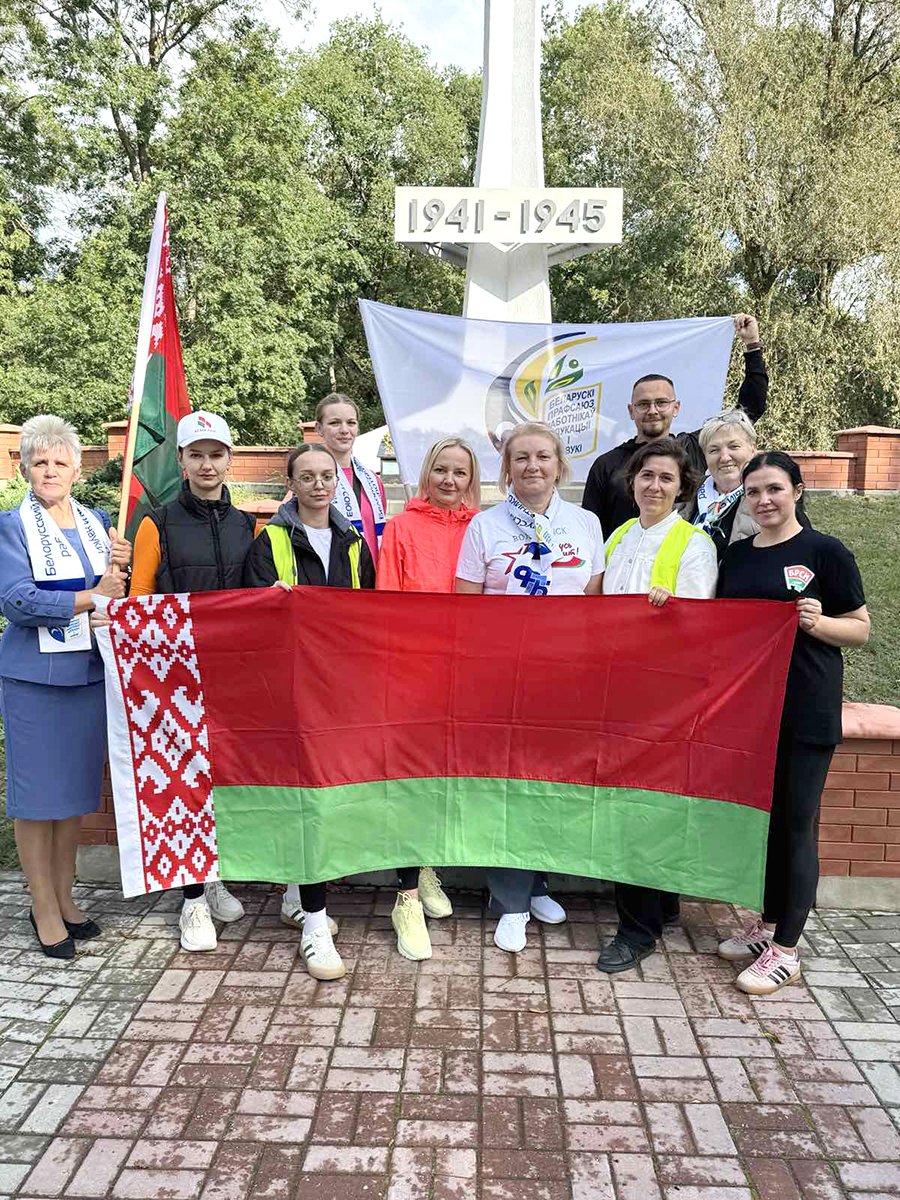 Педагоги школы - участники велопробега, посвященного Дню народного единства