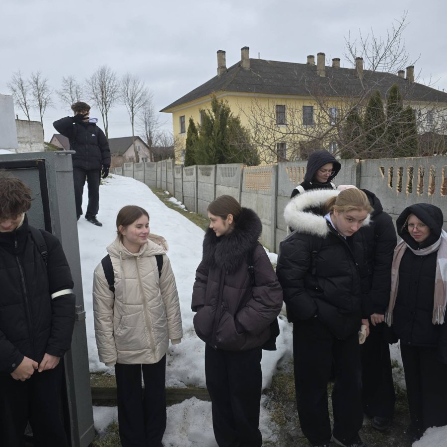 Школа патриотизма: экскурсия в бомбоубежище