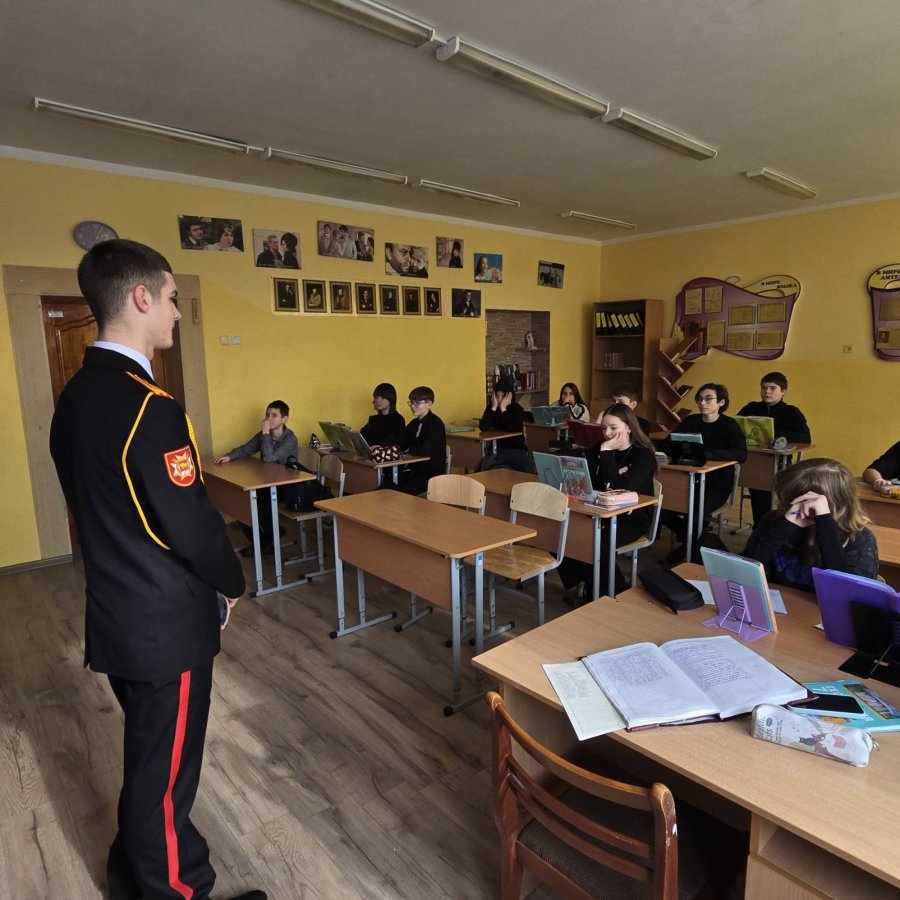 Встреча с настоящим патриотом: профориентационное мероприятие в средней школе №4 г. Волковыска