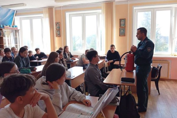 Встреча с сотрудником МЧС — важный шаг в воспитании учащихся