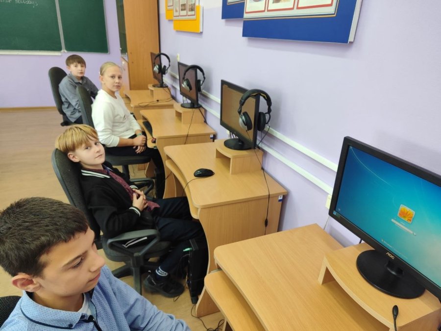 Старт дан: открываем Неделю иностранного языка!