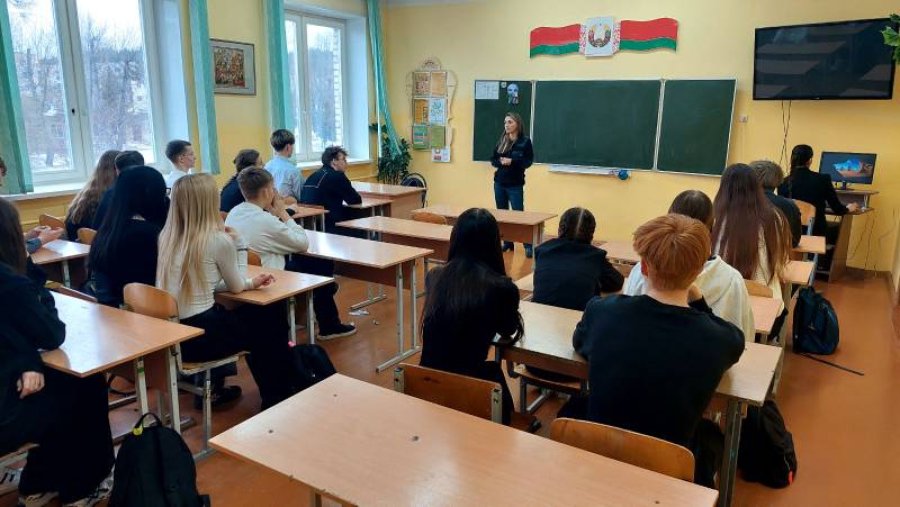 Встреча с сотрудником МЧС: шаг к героическому будущему