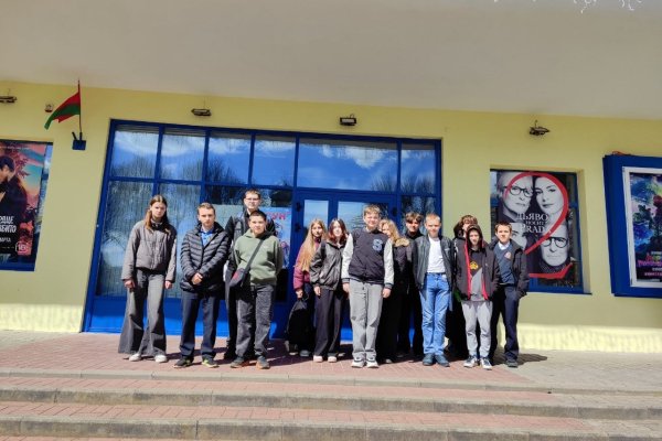 Смотрим. Помним. Ценим.